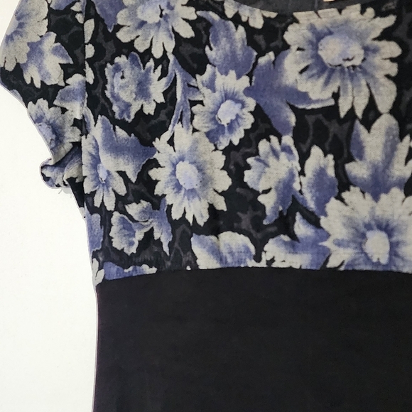 Vintage 90s floral black fitted stretchy mini dress - Picture 3 of 8
